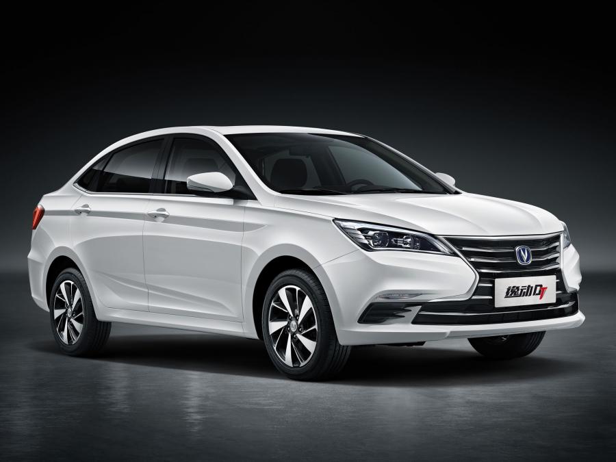  ChangAn Eado DT 2018 года  (фото 6 из 15)